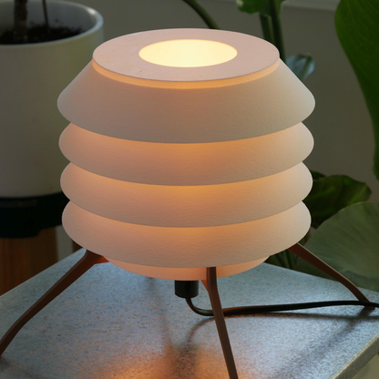 Lampe de table minimaliste Mini à anneaux superposés