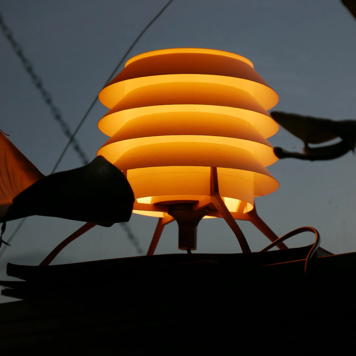 Lampe de table minimaliste Mini à anneaux superposés